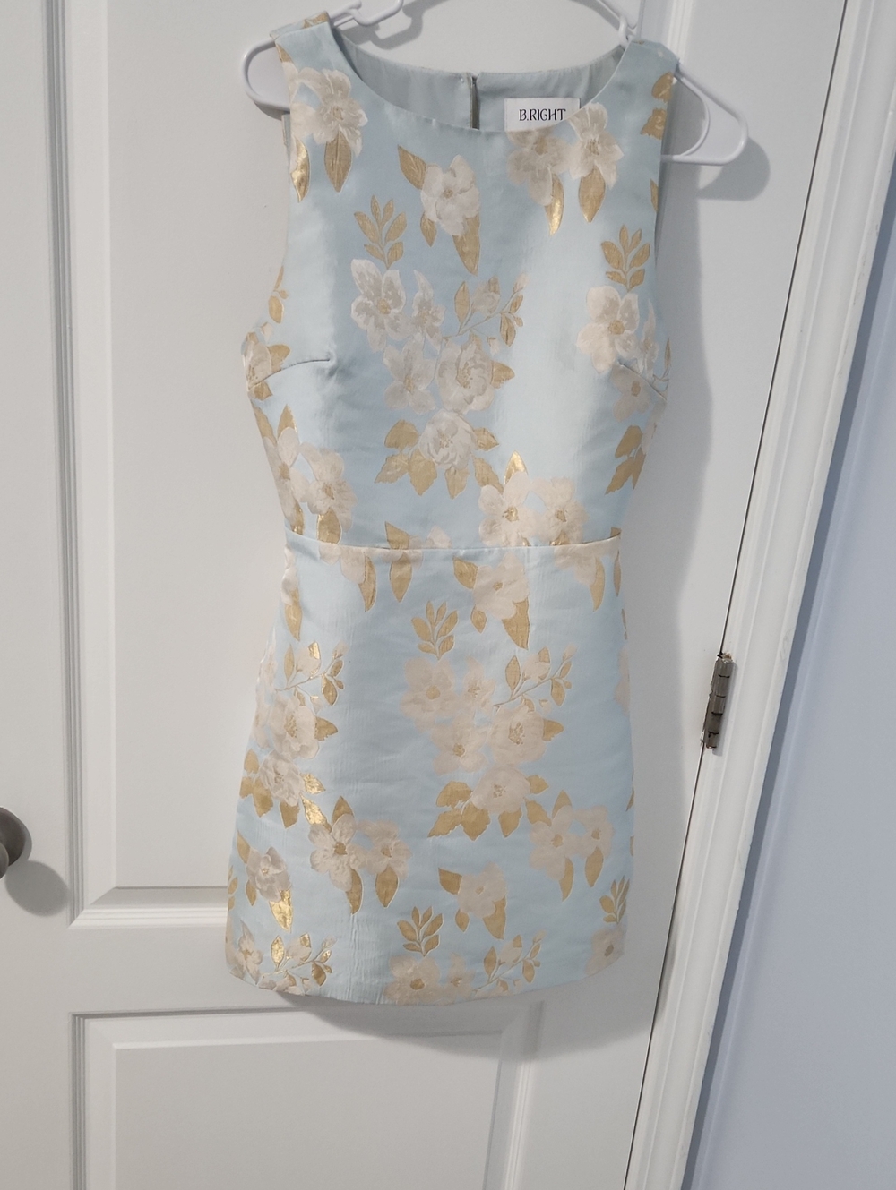 B.RIGHT Light Blue Floral Sheath Dress with Gold Accents size S